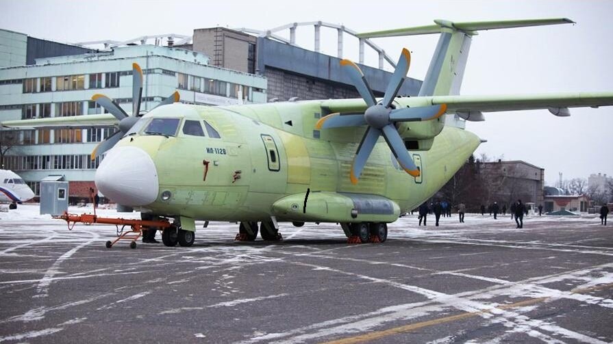 Ил-112В