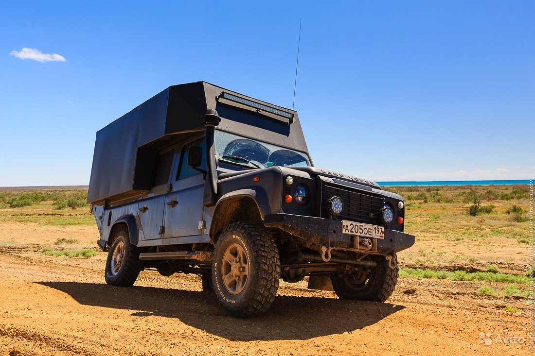 На авито продают легендарный Land Rover Defender 110, переделанный в  замечательный кемпер, за разумные деньги | Easy Outdoor Life | Дзен