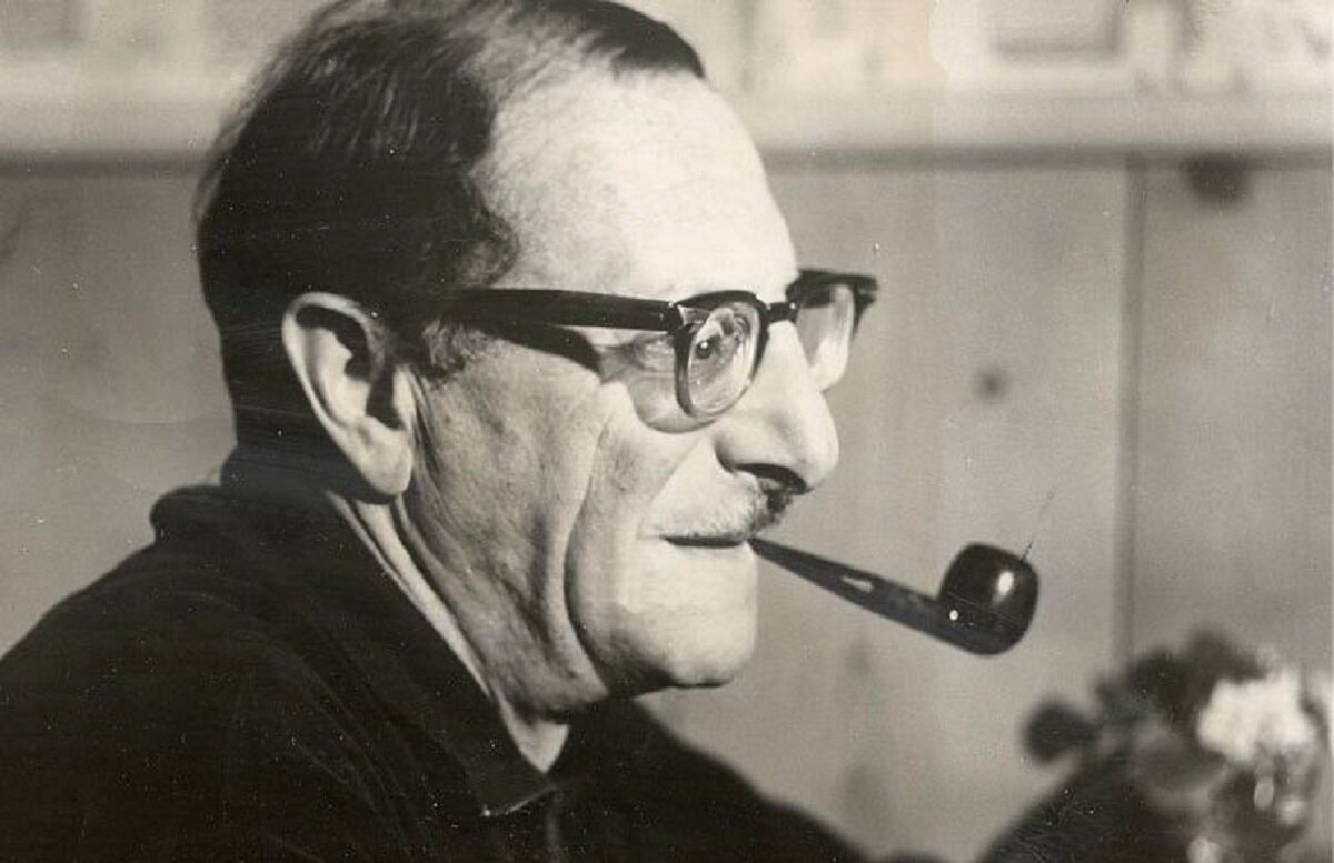 на фотографии - Эрик Берн