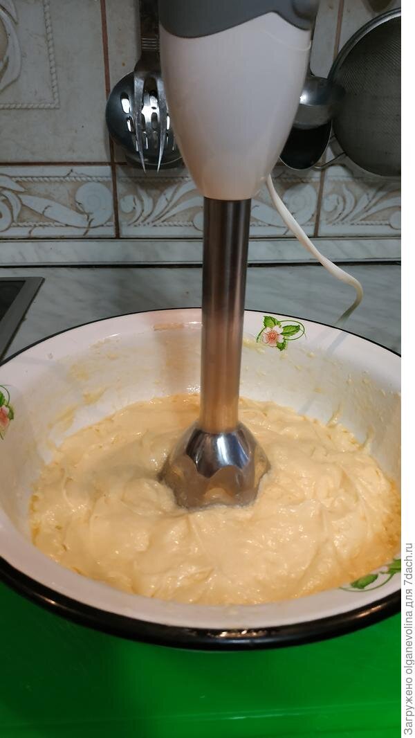 
Так стало после взбивания блендером (масло+сахар+яйцо)
