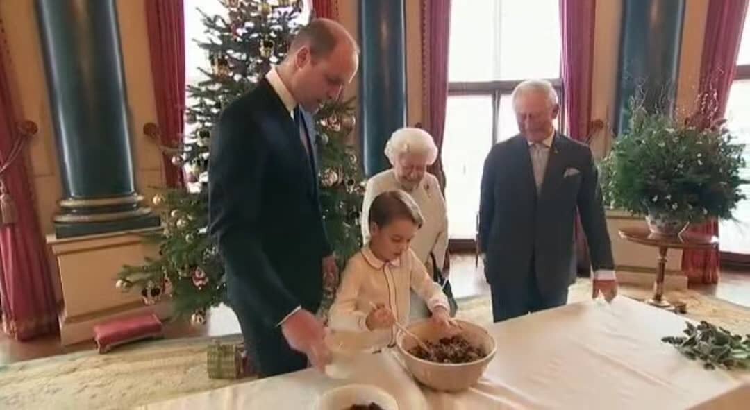 Twitter @The Royal Family (video) 