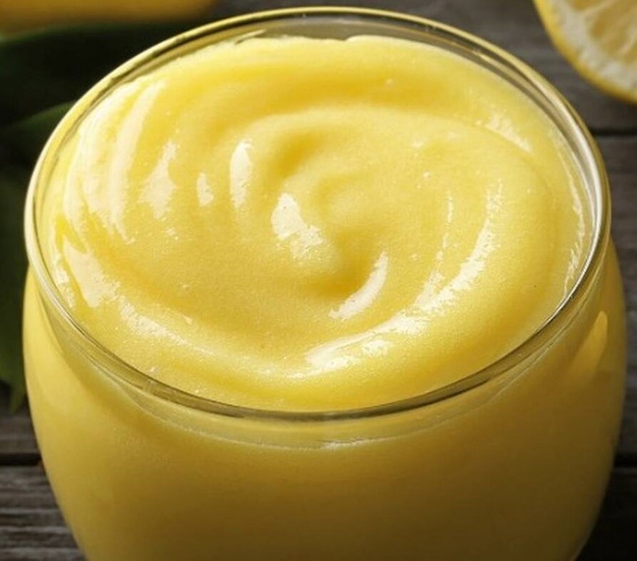  По сути - это заварной лимонный крем. Он настолько хорош, что его хочется сделать побольше. Убедитесь!