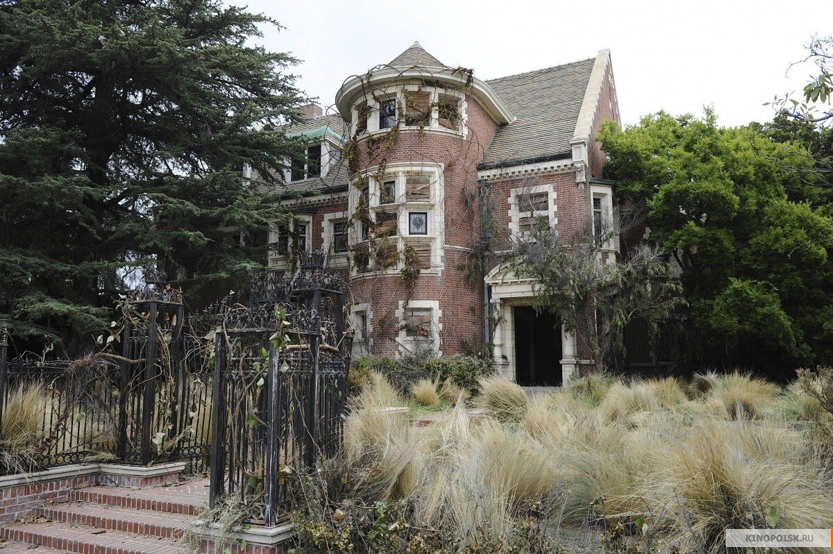 Кадры из первого сезона