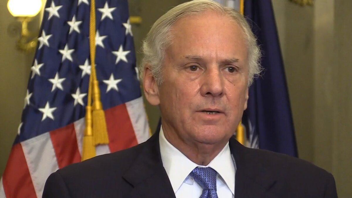 Губернатор штата Южная Каролина Генри Макмастер.