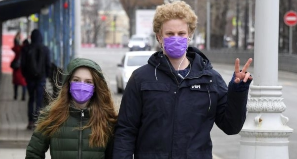 Друг Захар из Беларуси позвонил мужу, пожаловался как сейчас ему живется и что творится внутри Бреста на самом деле,…