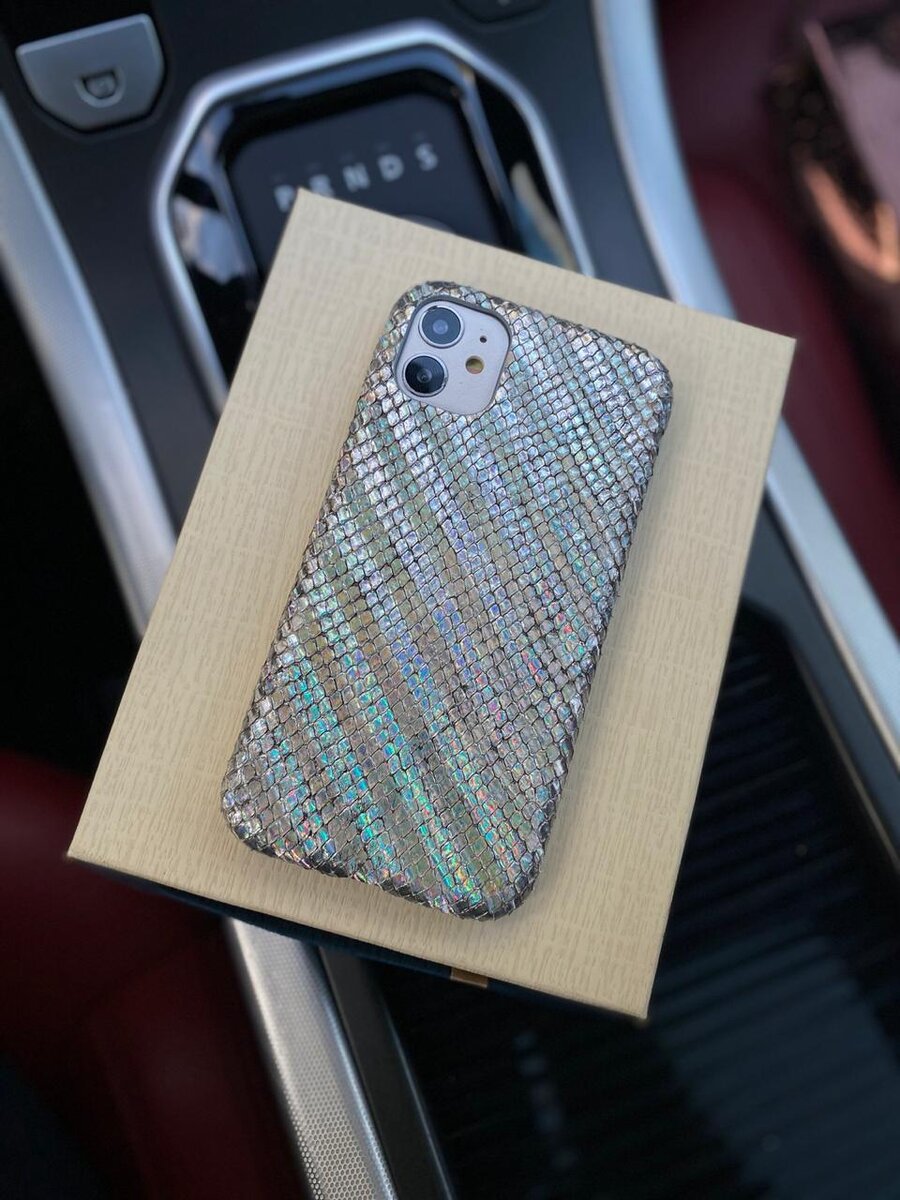 Эксклюзивный серебряный чехол из кожи питона Mobcase 1252 для iPhone 11