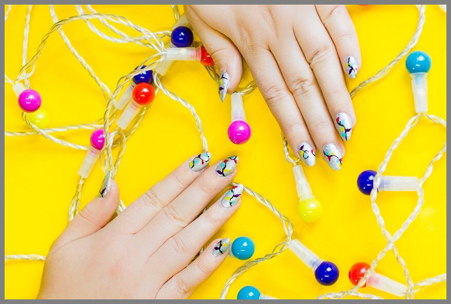 Фото маникюра с гирляндой