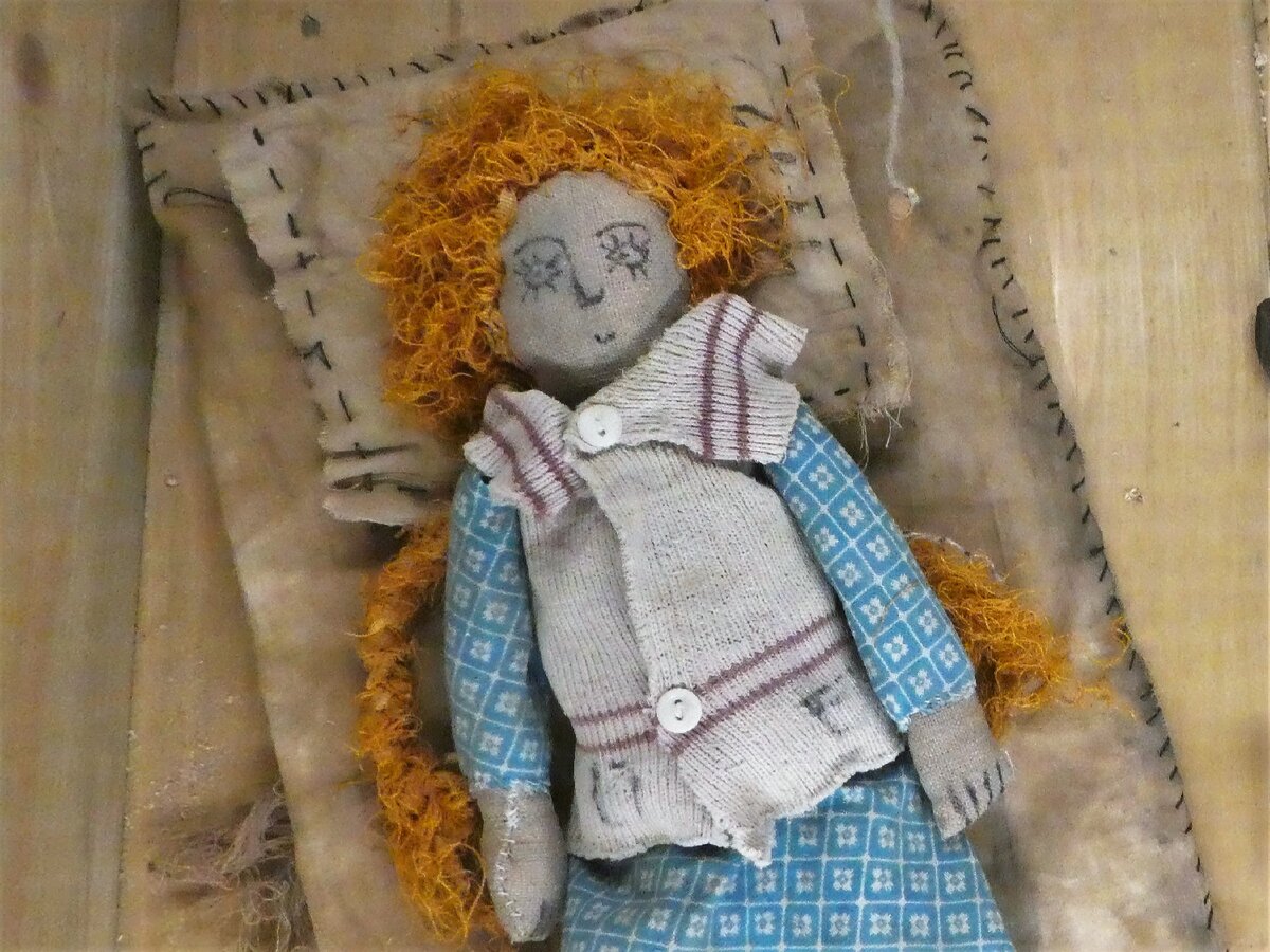 Кукла, изготовленная в концентрационном лагере