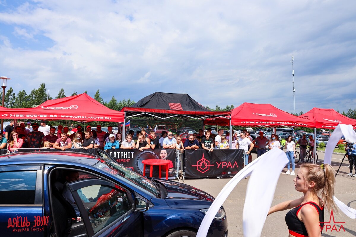 Внимание окружающих обеспечено