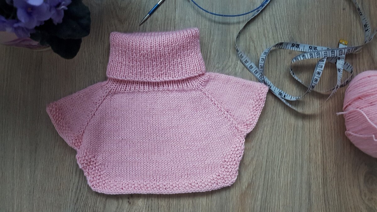 Манишка спицами от 3 до 5 лет