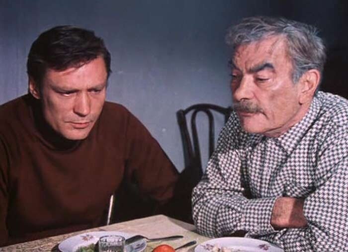 Очень люблю обсуждать фильмы, особенно советские, наполненные глубоким смыслом и душой.
К сожалению, сейчас такие #фильмы  почти не снимают. Даже слово "почти" можно не применять в данном случае.-2