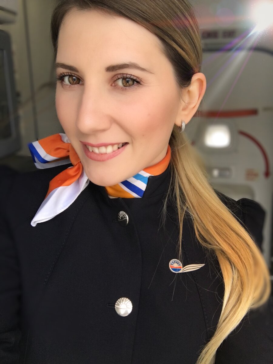 Анастасия Таюшева стюардесса