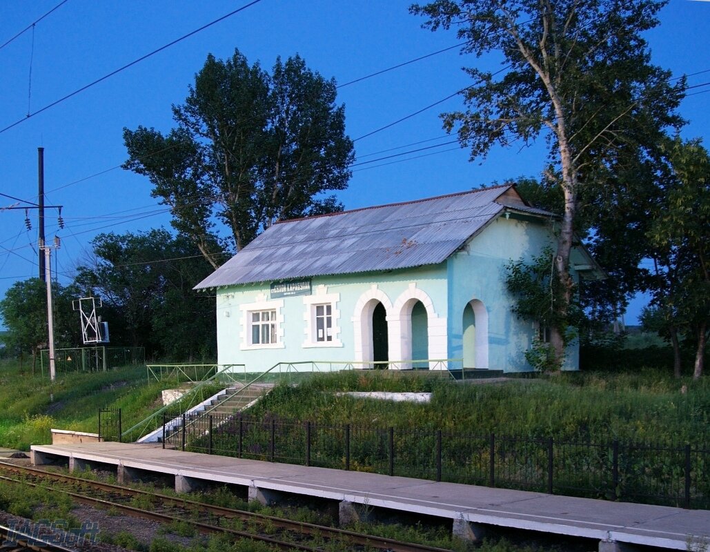 Погода в сухом карабулаке. Станция сухой Карабулак. Станция Базарный Карабулак вокзал. Село сухой Карабулак Саратовская область. Станция Базарный Карабулак Саратовская область.