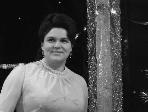 Харизматичная Людмила Зыкина 