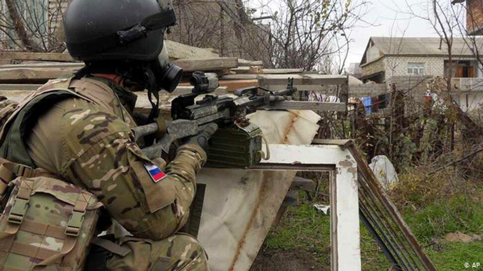  Спецоперация на окраине Махачкалы. Середина января 2014 года. Фото: AP