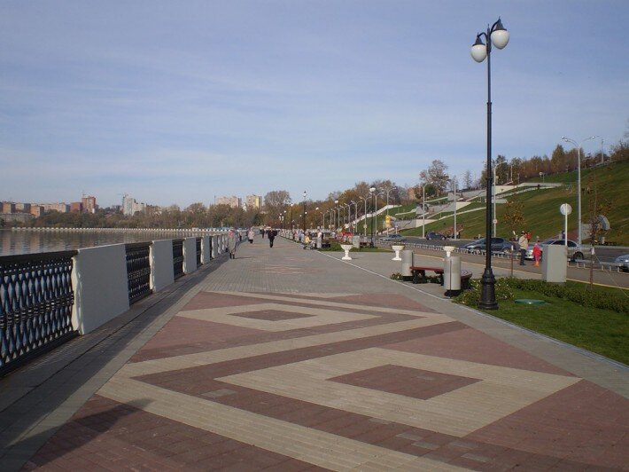 Так выглядит набережная.