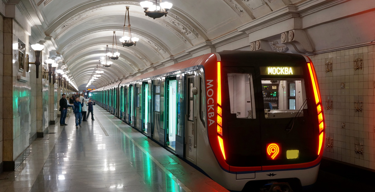 Московское метро в 2021 году. Это не 2033 год Глуховского.