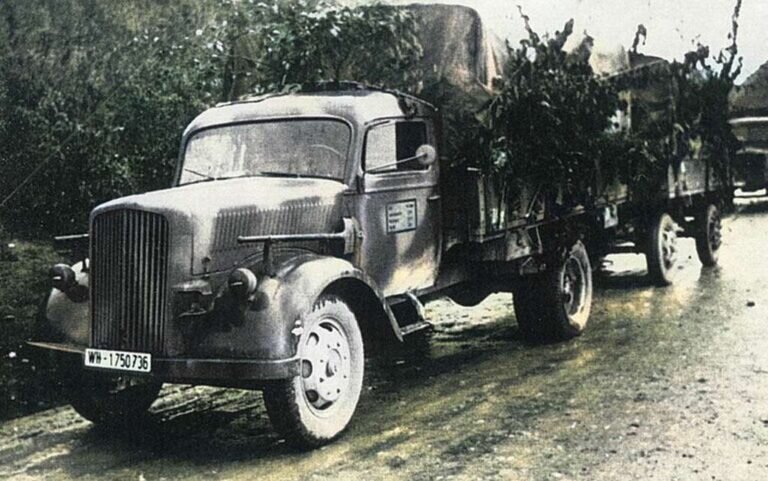 Opel Blitz - рабочая лошадка Вермахта. Мог перевозить грузы массой 3 тонны. 