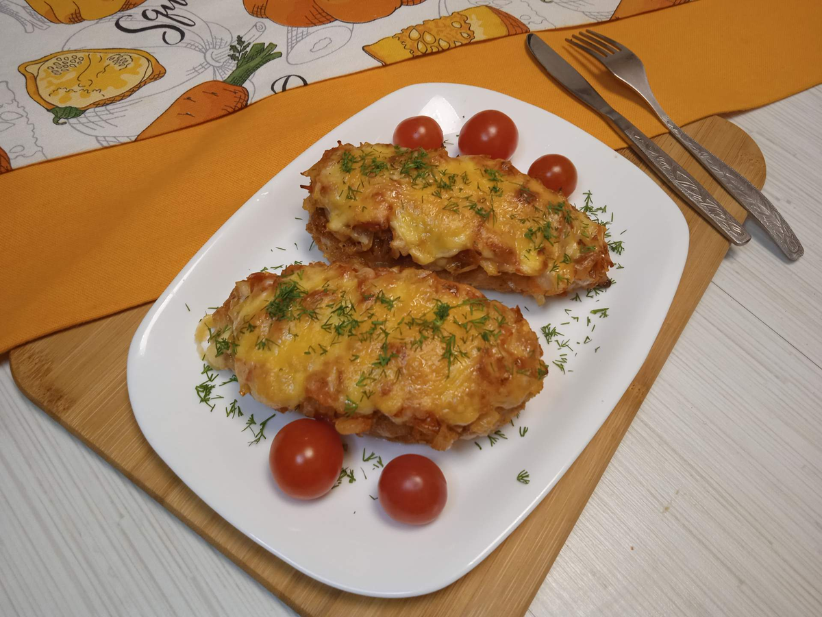 Куриная грудка, фаршированная сыром