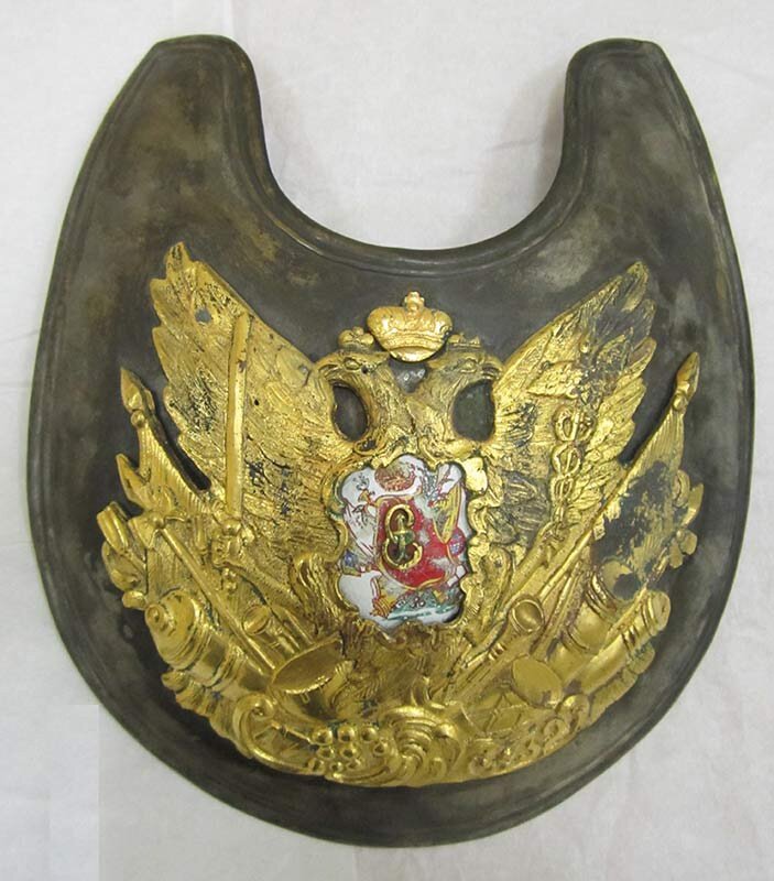 Нагрудный (шейный) офицерский знак Сухопутного Шляхетского корпуса периода царствования императрицы Елизаветы Петровны. 1742-1762. Из собрания ГМЗ «Царское Село»