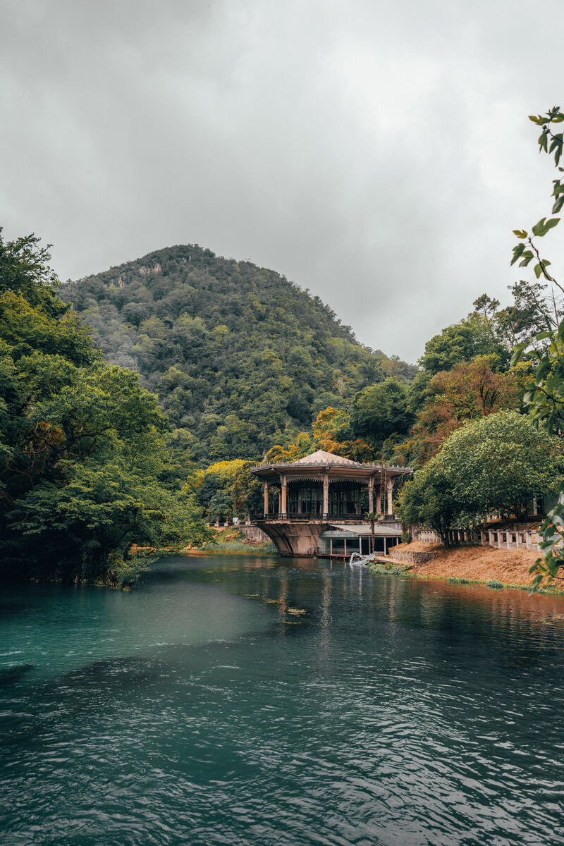 Псырцха. Жд платформа в Новом Афоне. Абхазия. Больше фото в ленте, листайте 👉🏻