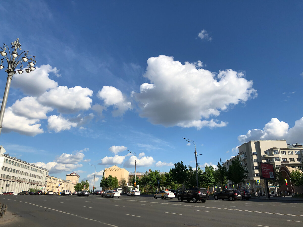 м. Красные ворота