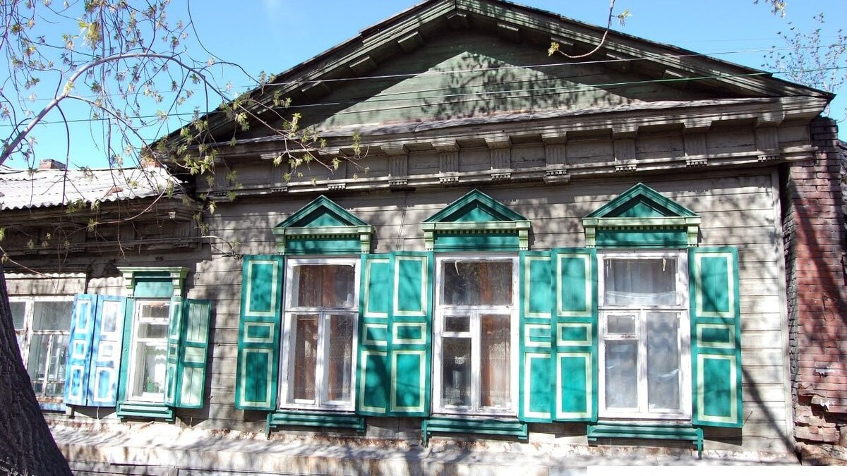     Еще один внесенный в ЕГРН объект аварийным не признан, хотя был построен в конце XIX века.