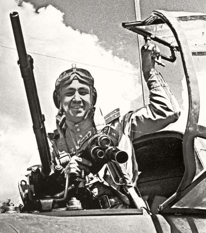 Борис Ильич Шер (1914—1994) — советский оператор документального кино, фронтовой кинооператор в годы Великой Отечественной войны.