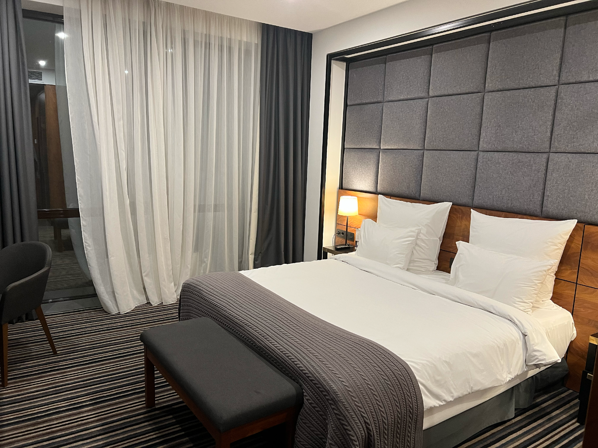 номер Премьер