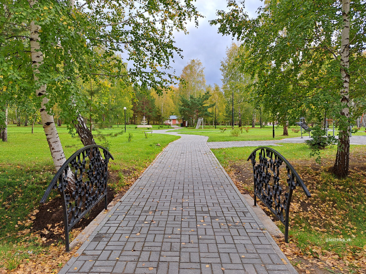 Листайте карусель