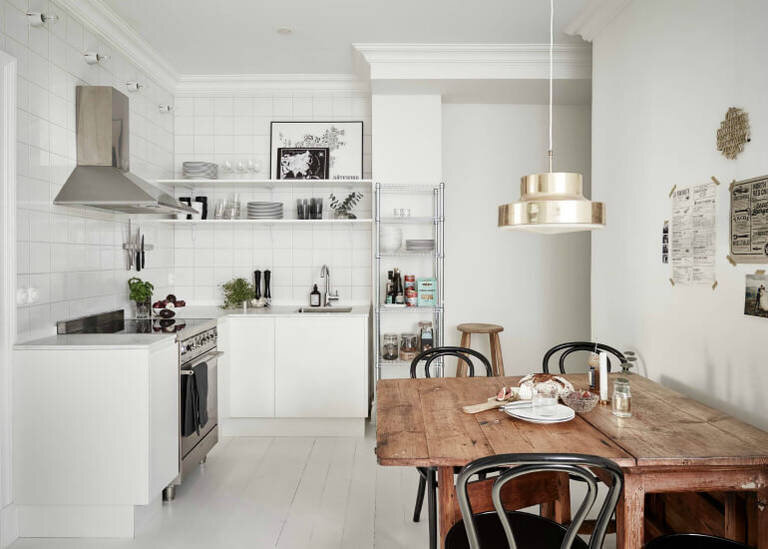 Кухня без верхних навесных шкафов: дизайн и реальные фото