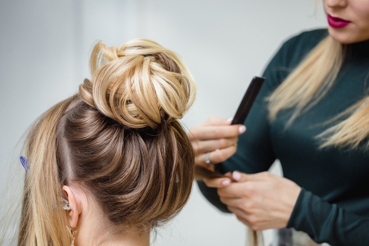 Hot Holiday Hair: 20 Party-Ready Updos Wedding hairstyles tutorial, Wedding hair