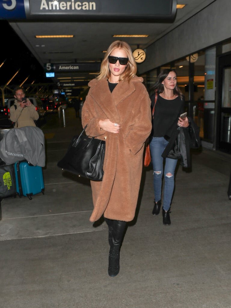   В отличие от простых смертных, запросы к одежде для путешествий у звёзд зачастую гораздо выше. И это объяснимо.-10