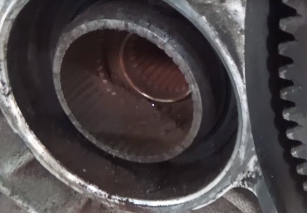 Все шлицы сточены.