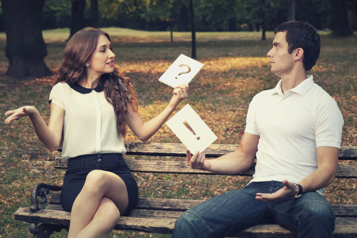 Распознаем симпатию парня по его жестам