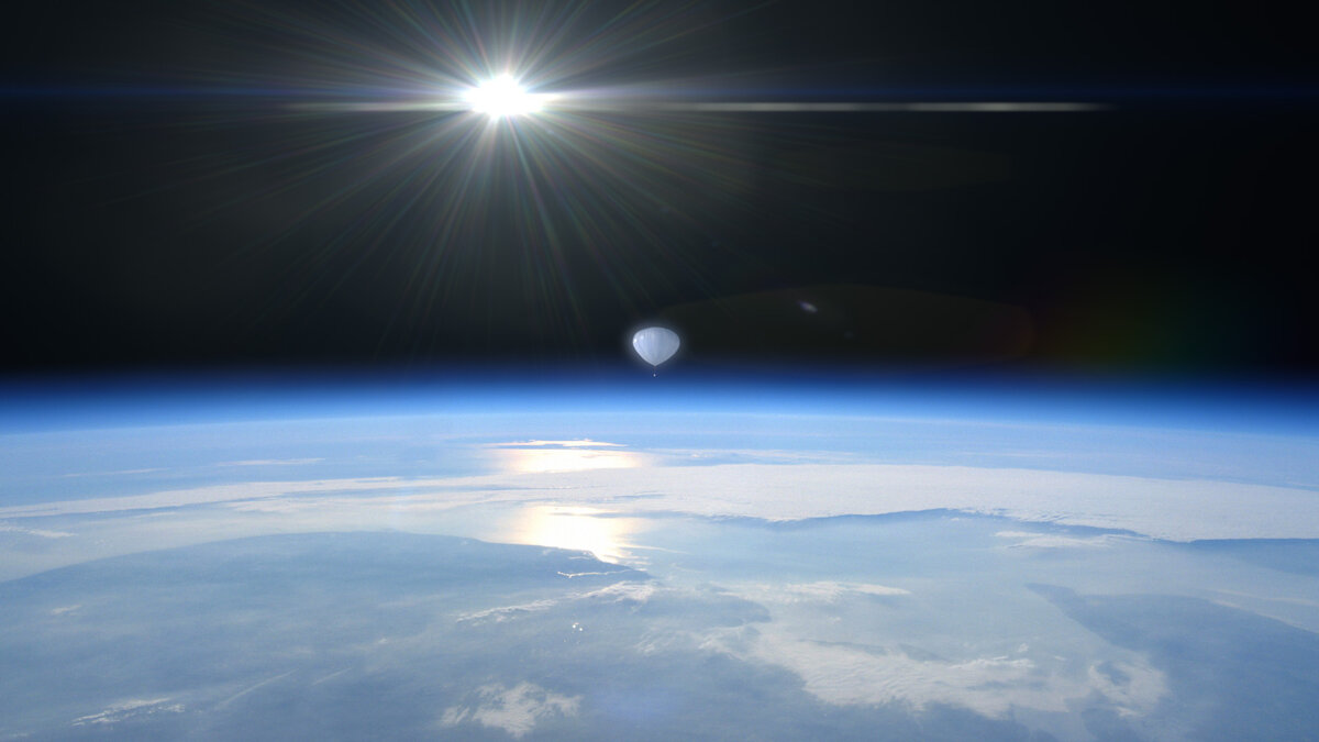 Внизу лучше видны детали, а сверху можно рассмотреть картину целиком