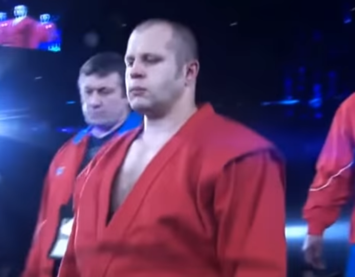 Двухметровый боксер