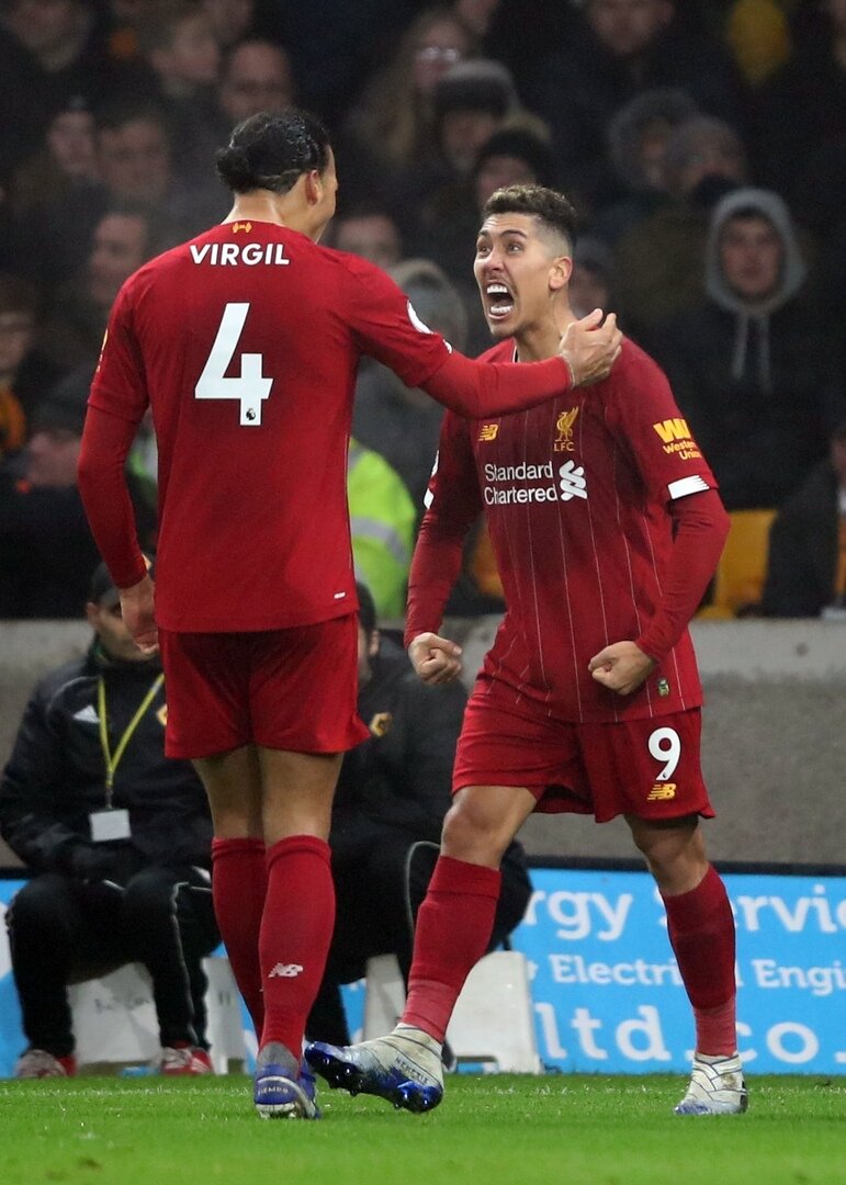 Чемпионат Англии. 24-й тур.
23 января. Вулверхэмптон. Стадион "Молинью".
ВУЛВЕРХЭМПТОН - ЛИВЕРПУЛЬ - 1:2 (0:1).
Голы: Хендерсон, 8 (0:1). Хименес, 51 (1:1). Фирмино, 84 (1:2).