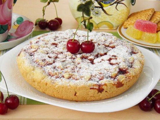 Вишнёвый пирог в мультиварке - простой и вкусный рецепт с пошаговыми фото