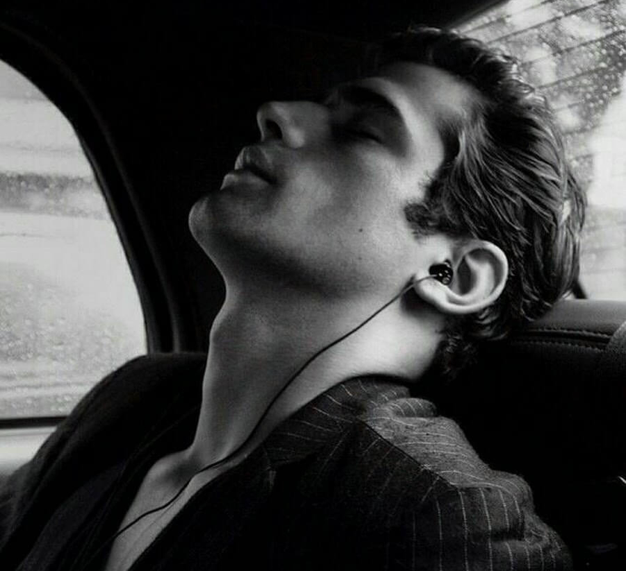 Спящий пассажир