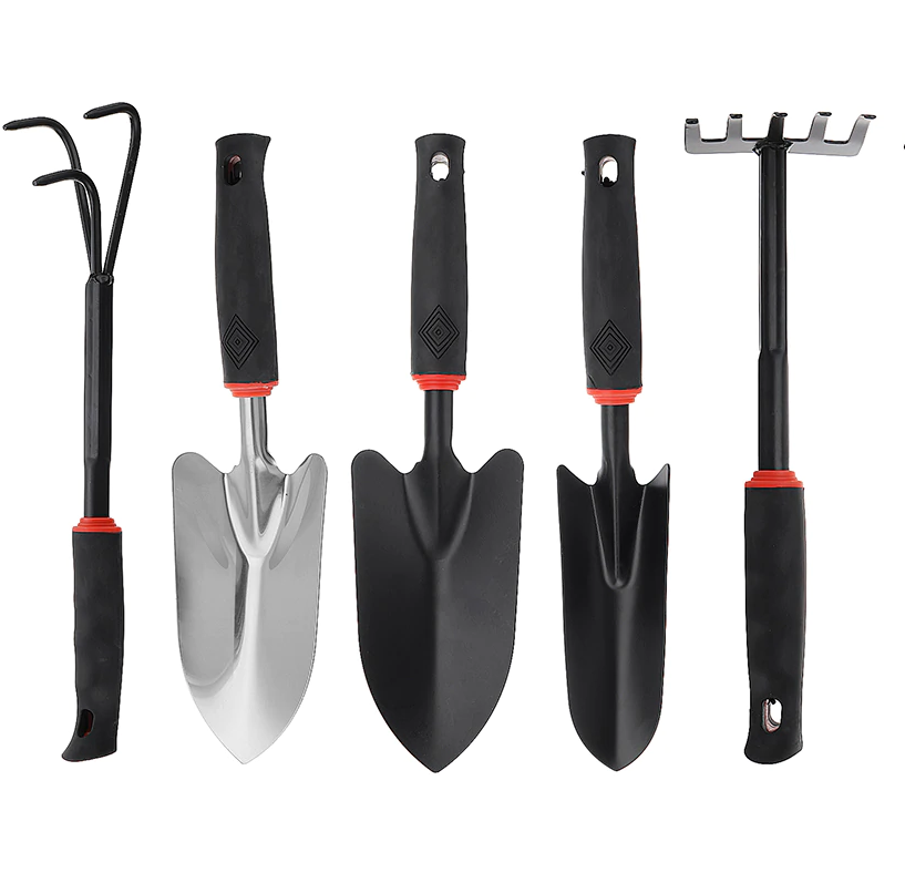 Набор садовых инструментов.