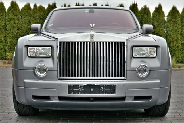                                                                        Rolls Royce Phantom VIi