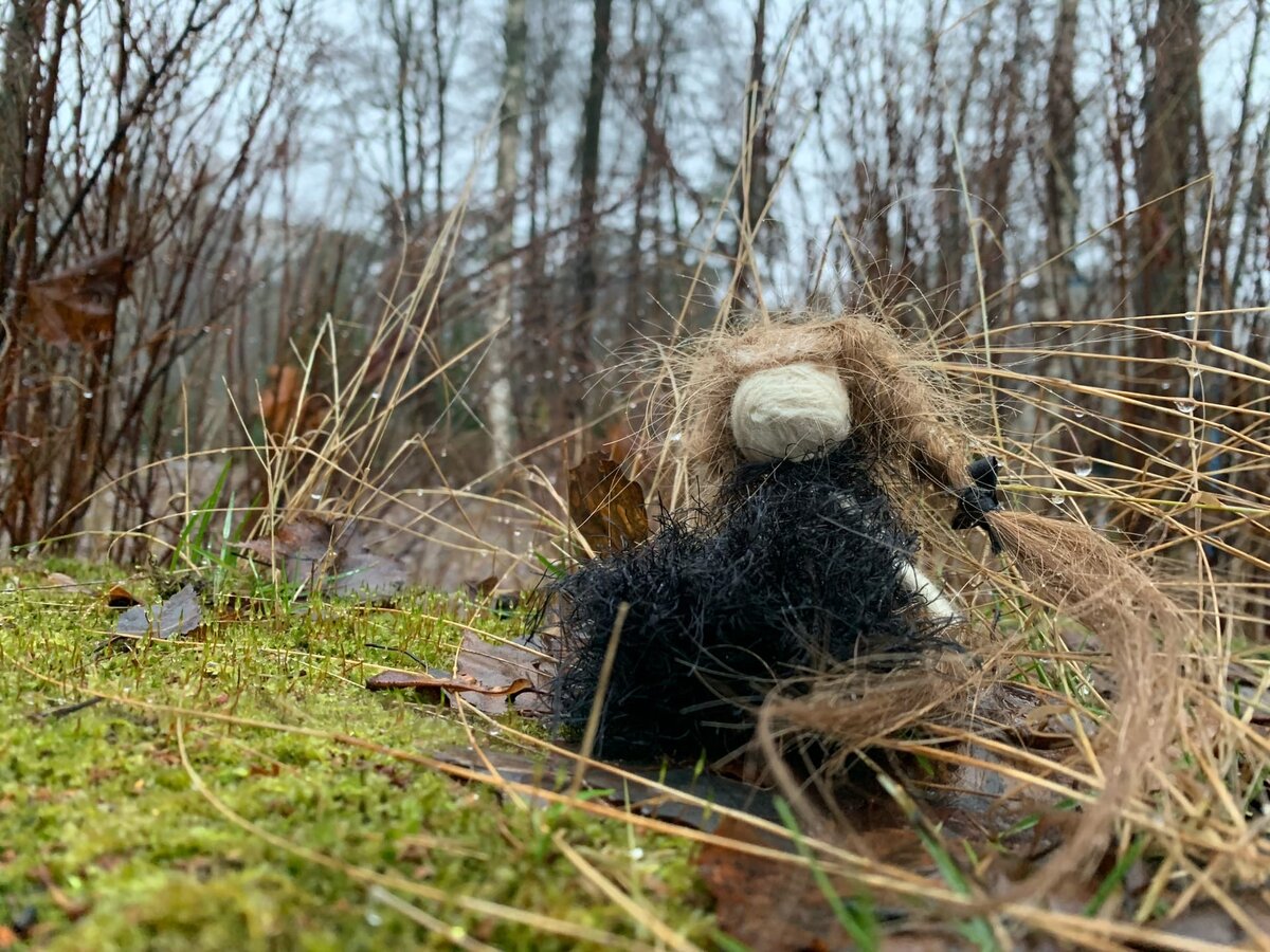 Городские сохнут вязы...