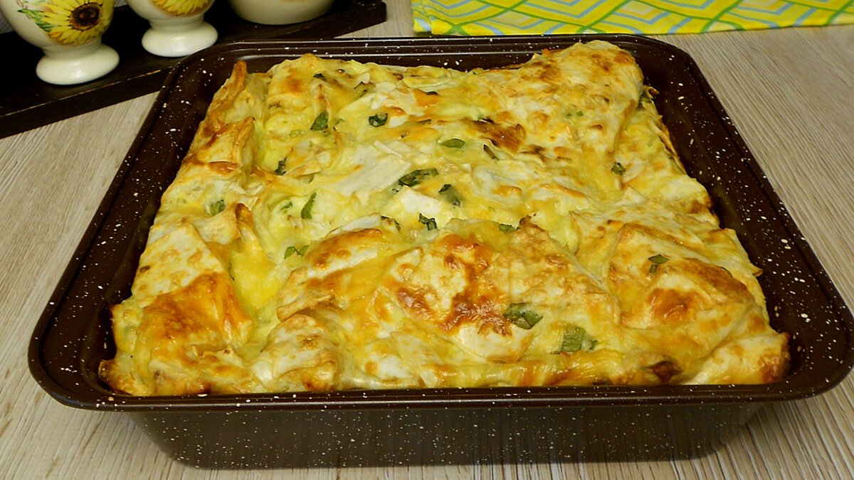 Рваный пирог из лаваша на сковороде