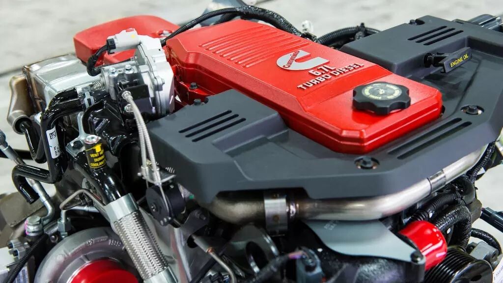 6,7-литровый 6-цилиндровый Cummins

Фото: FCA