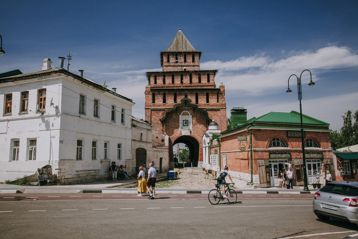 Едем в Коломну: храмы, музеи и городовой в будке | Путешествия с TravelSale  Media | Дзен