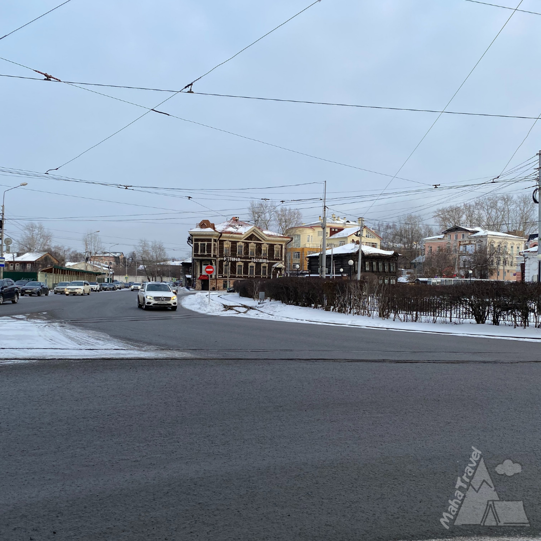 улица, которая параллельна улице Ленина