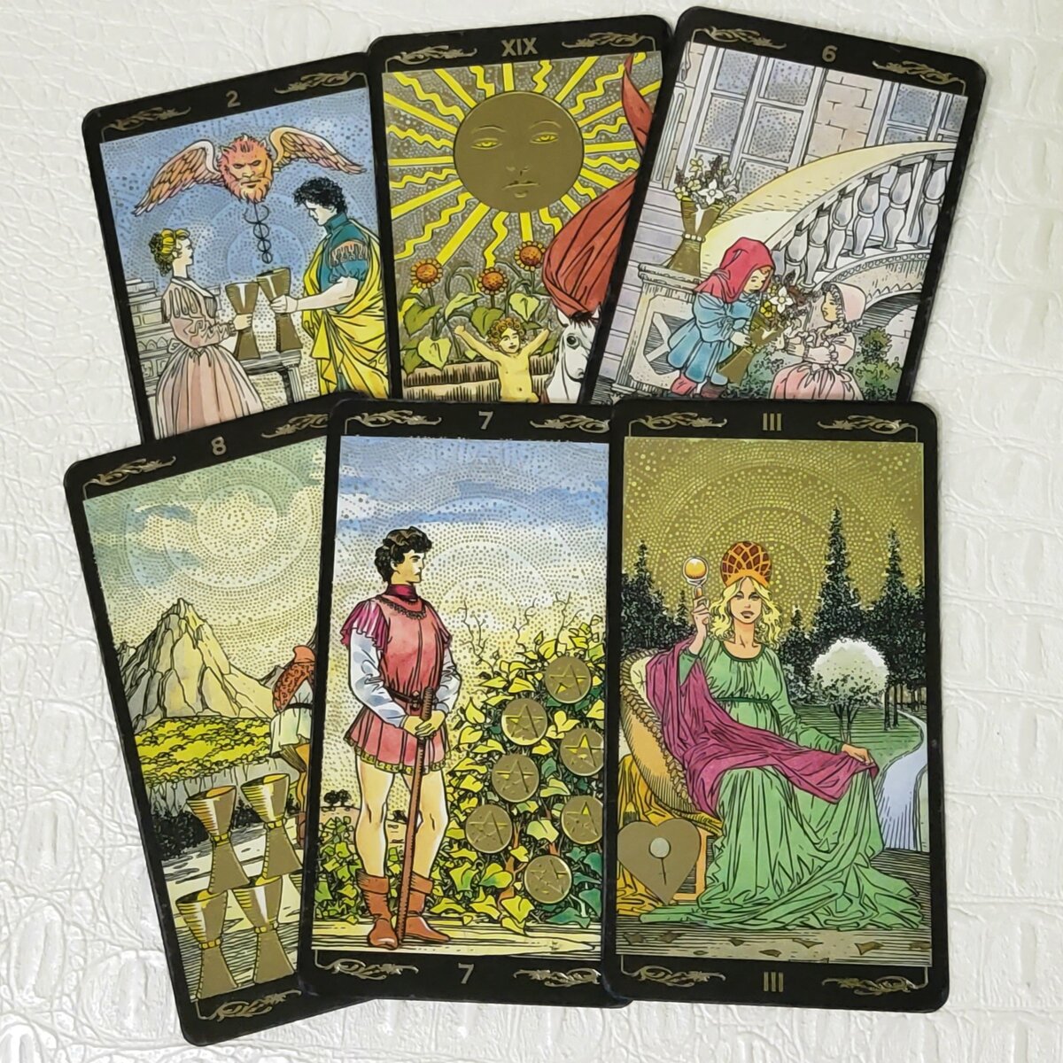 Светлое будущее таро сегодня. Портрет немцова у хазина. Новые колоды таро 2022. События в мире взгляд таро. Колода таро нью вижн.