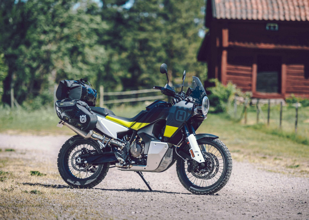 Туристический эндуро Husqvarna Norden 901 2021