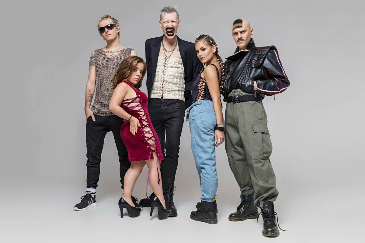 Биг людей. Группа little big. Группа little big состав. Группа little big 2022. Группа little big США.